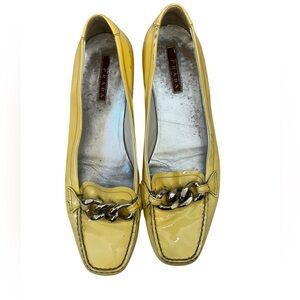Prada Women’s Butter Yellow Patent Loafers with chain link detail size 39